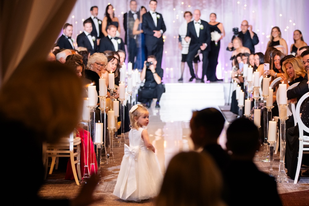 kids' table at weddings
